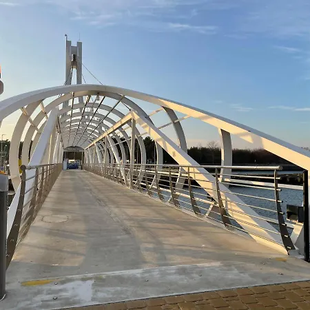 Apartmán Przy Ulicy Zaruskiego Blisko Plazy *