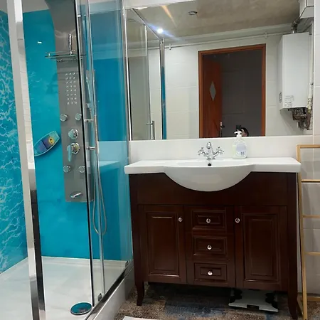 Przy Ulicy Zaruskiego Blisko Plazy Ustka