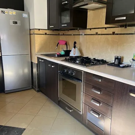 Przy Ulicy Zaruskiego Blisko Plazy