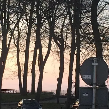 Apartmán Przy Ulicy Zaruskiego Blisko Plazy Ustka