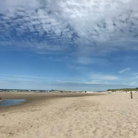 Przy Ulicy Zaruskiego Blisko Plazy Apartmán