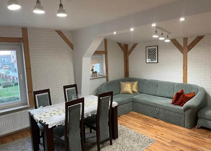 Przy Ulicy Zaruskiego Blisko Plazy * Ustka