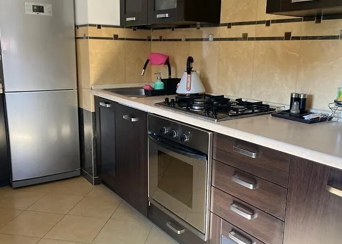 Przy Ulicy Zaruskiego Blisko Plazy